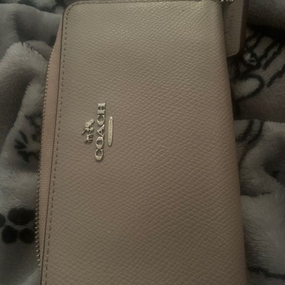 Coach purse snd wallet ! - Picture 5 of 6